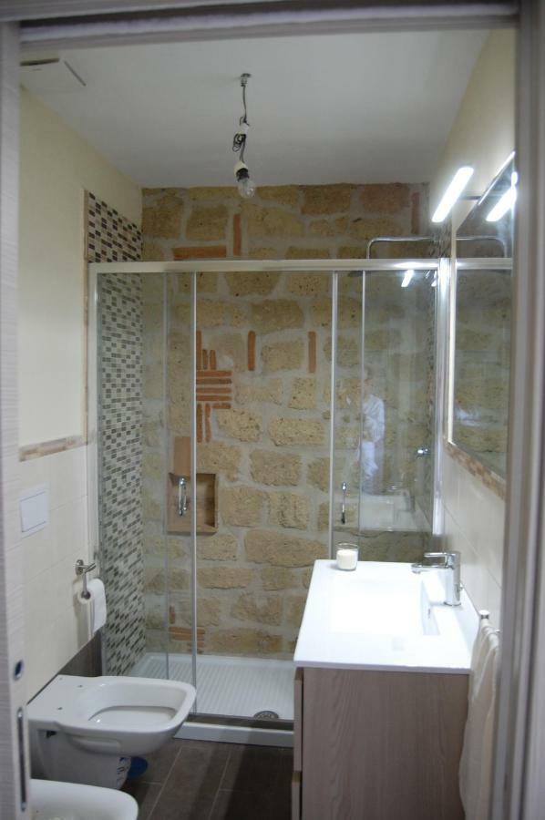 Alla Corte Del Re Dimora Storica Neapel Exterior foto